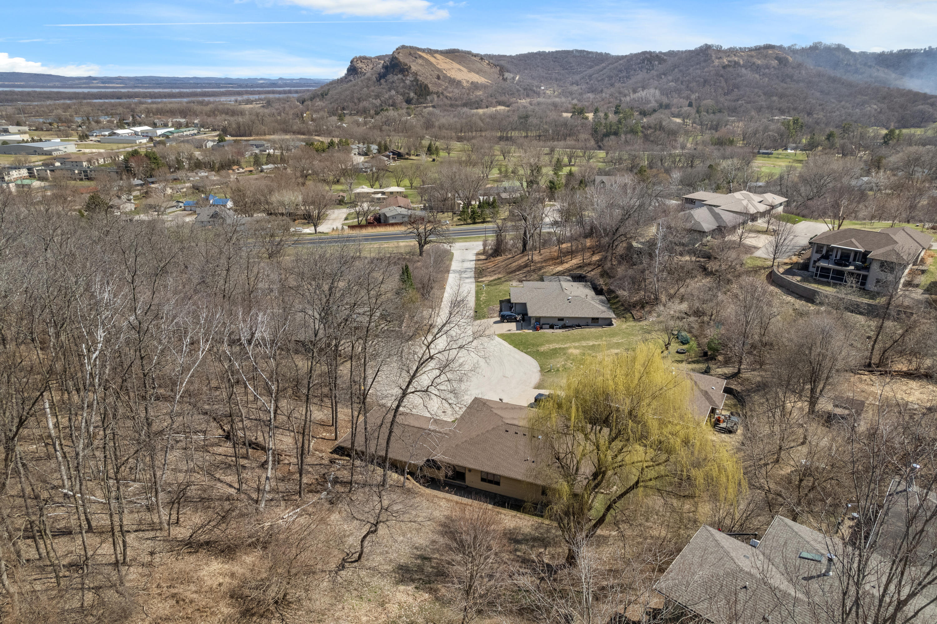 76 Rodeo Drive Winona, MN 55987 - Photo 35 of 38 35 drone