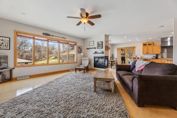 $599,900 | 76 Rodeo Drive, Winona, MN 55987