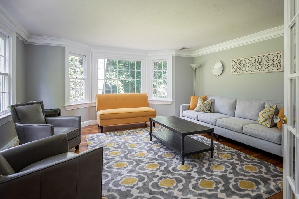 7 Gibbon Road Hopkinton, MA 01748 - Photo 9 of 30 Gallery Image 9