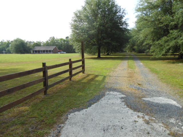1491 C Ridge Road Ridgeville, SC 29472 - Photo 30 of 31 DSCN1287