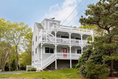 $840,000 | 18 Remington Lane, Plymouth, MA 02360