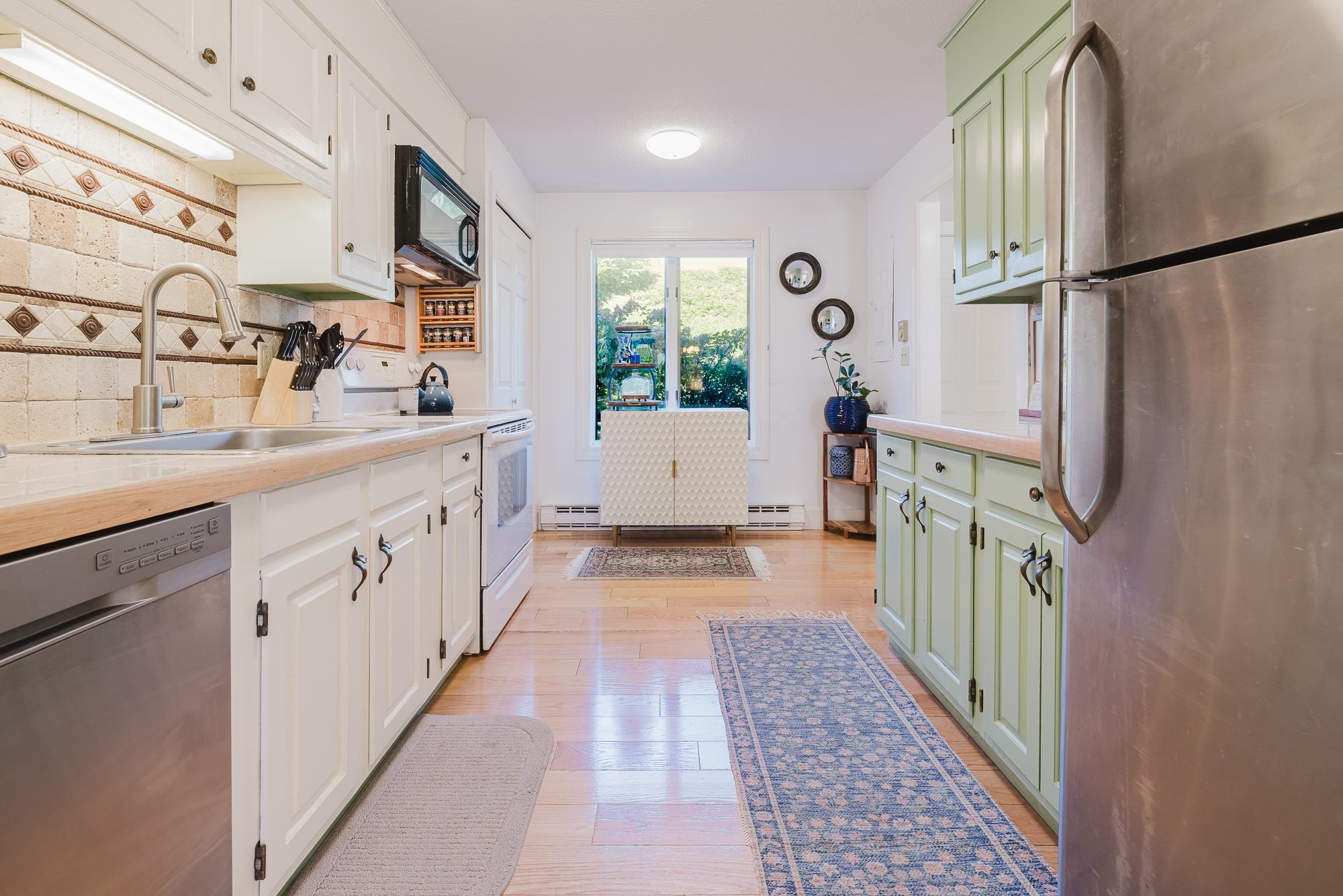 416 Lyman Batcheller Road, Unit 3D Hartford, VT 05059 - Photo 10 of 44 Gallery Image 10