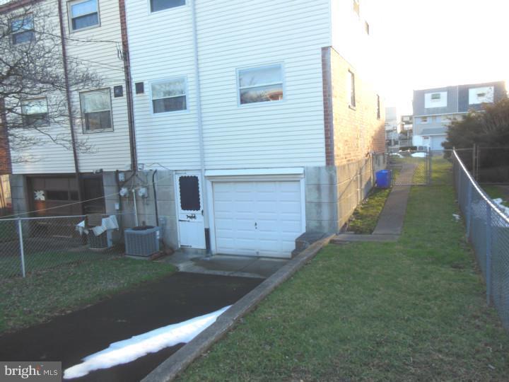 3413 Primrose Road Philadelphia, PA 19114 - Photo 14 of 14 Exterior Side