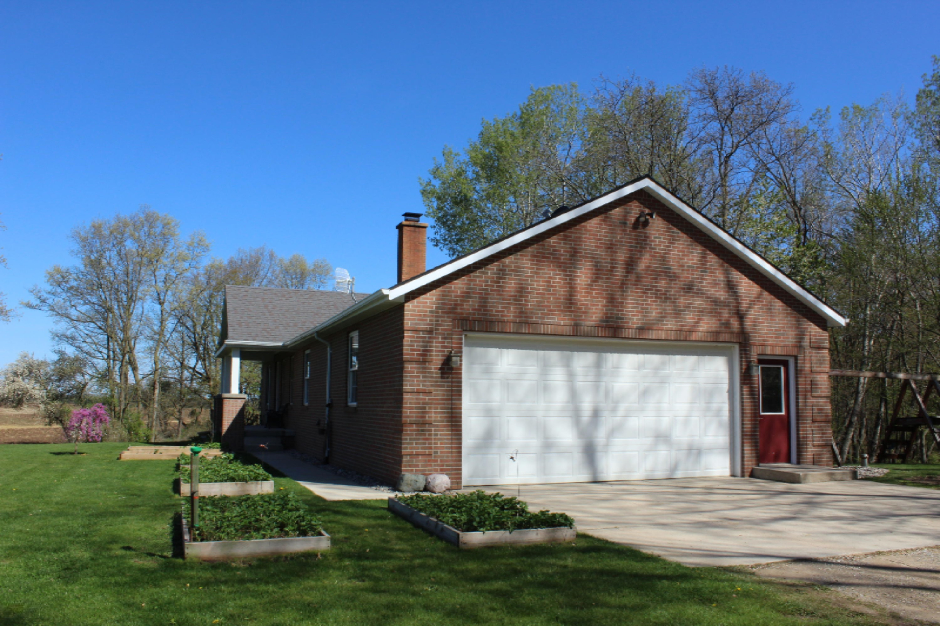 9962 Harkness Road Belding, MI 48809 - Photo 9 of 34 IMG_3401