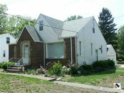 916 Richmond Road Cleveland, OH 44124 - Photo 1 of 1 Gallery Image 1