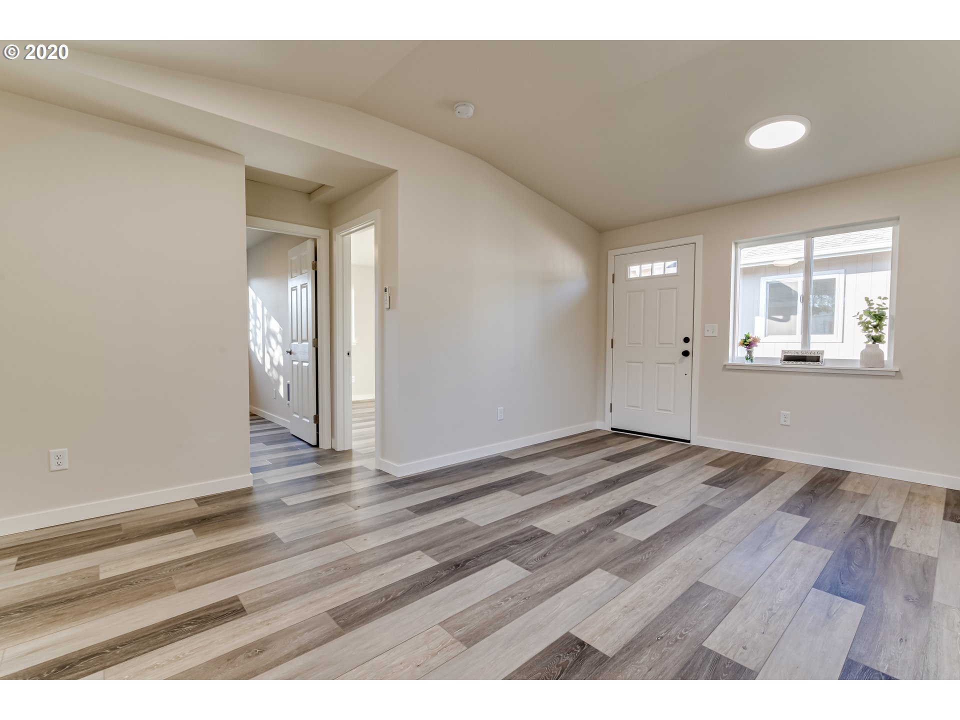 1576 16th Street Springfield, OR 97477 - Photo 26 of 32