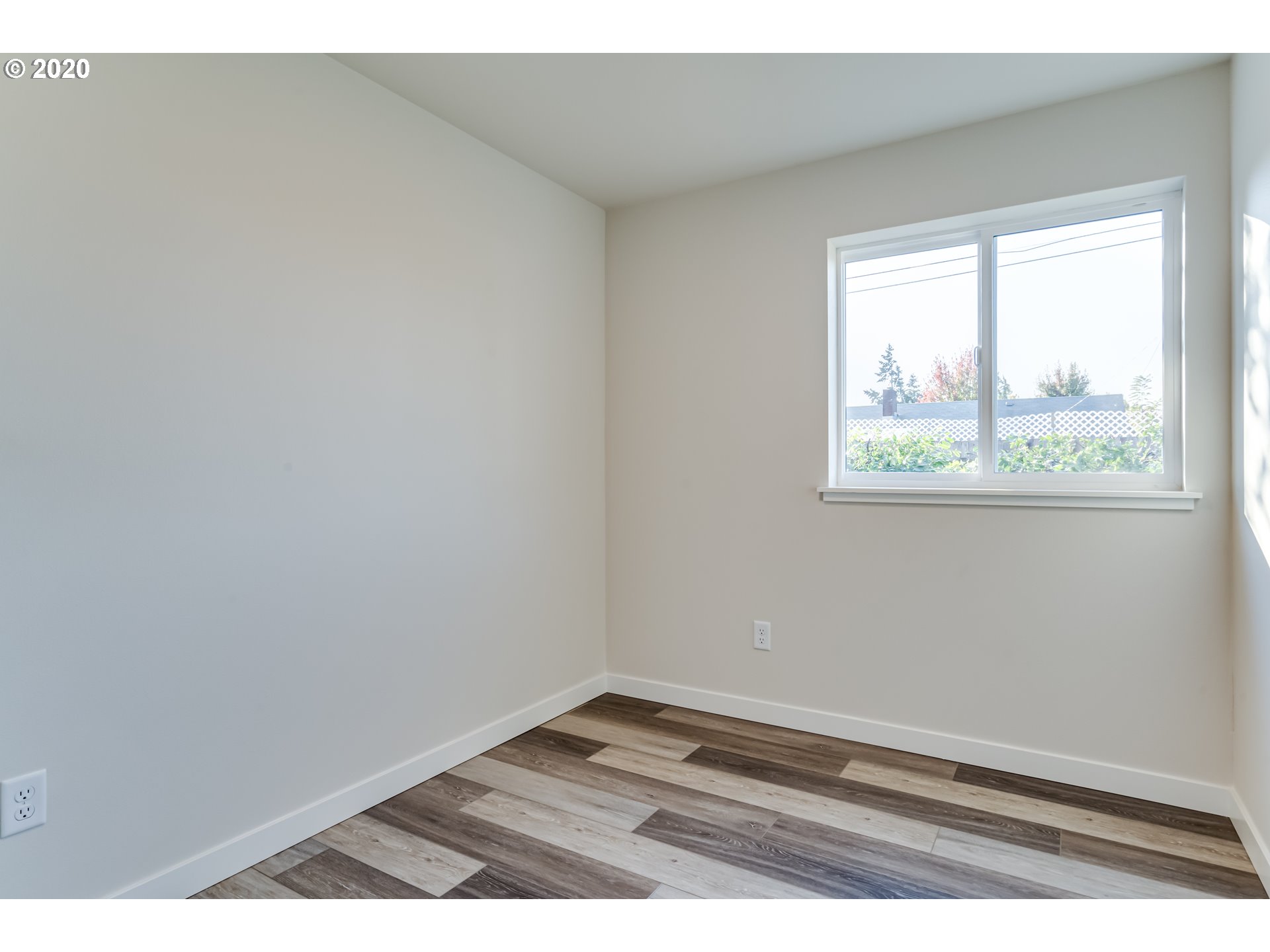 1576 16th Street Springfield, OR 97477 - Photo 30 of 32