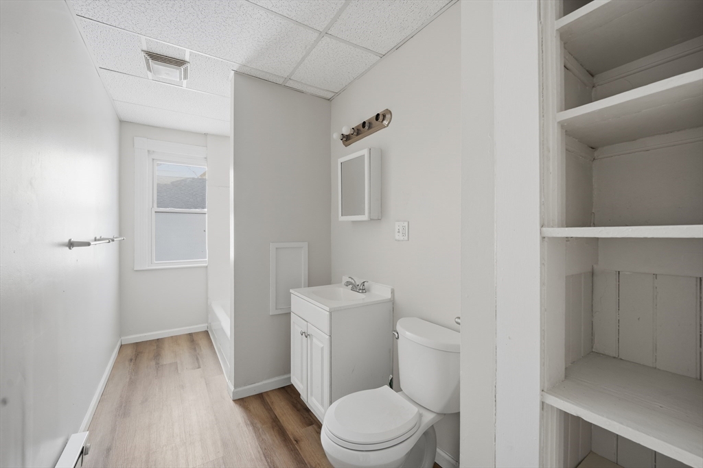 658 Sumner Avenue Springfield, MA 01108 - Photo 9 of 23