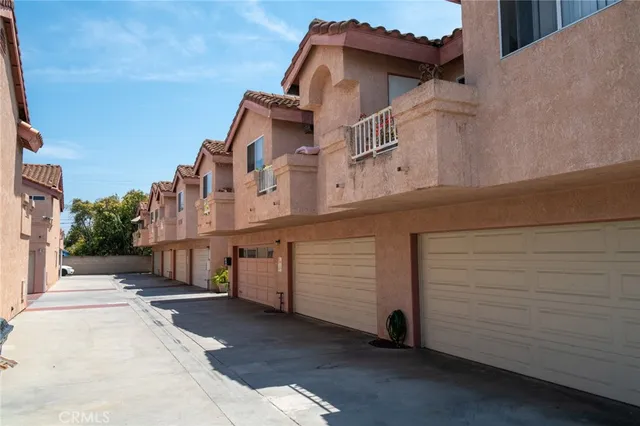 a view of a house with a garage