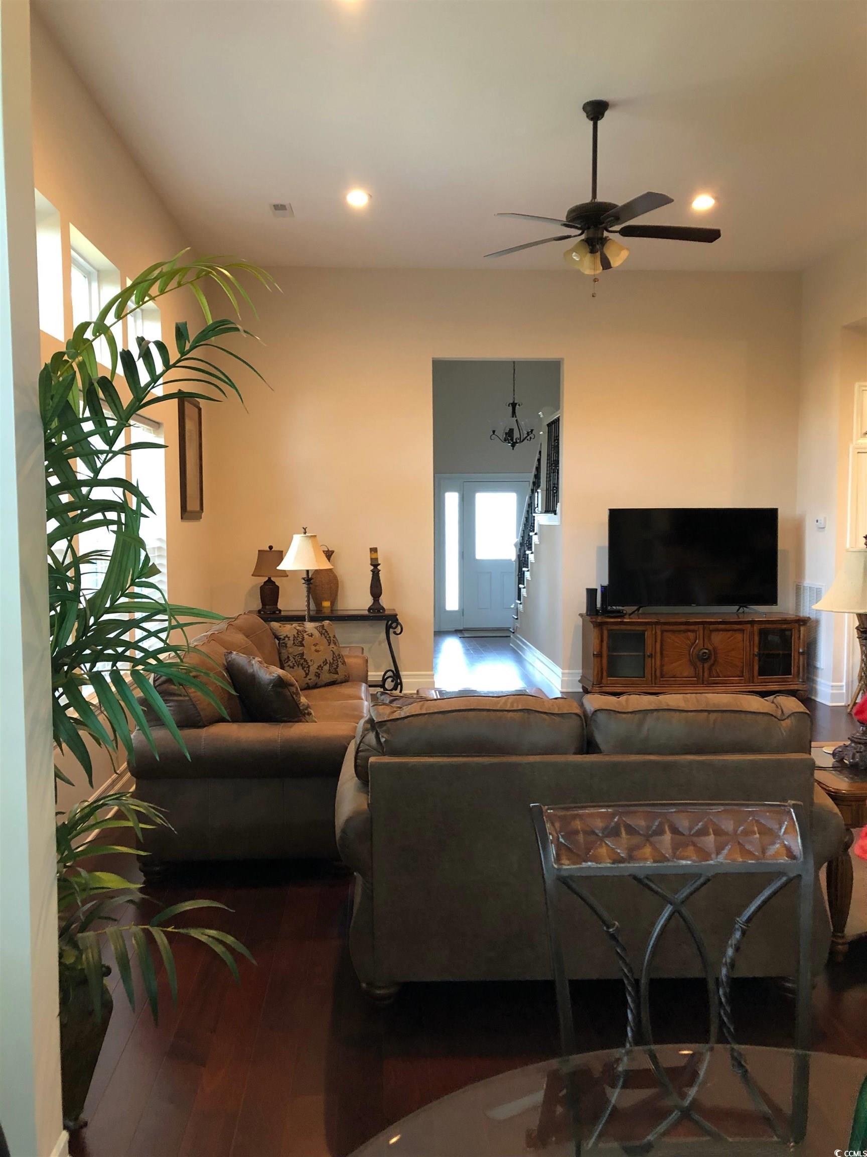 866 Brenda Place Myrtle Beach, SC 29577 - Photo 9 of 38