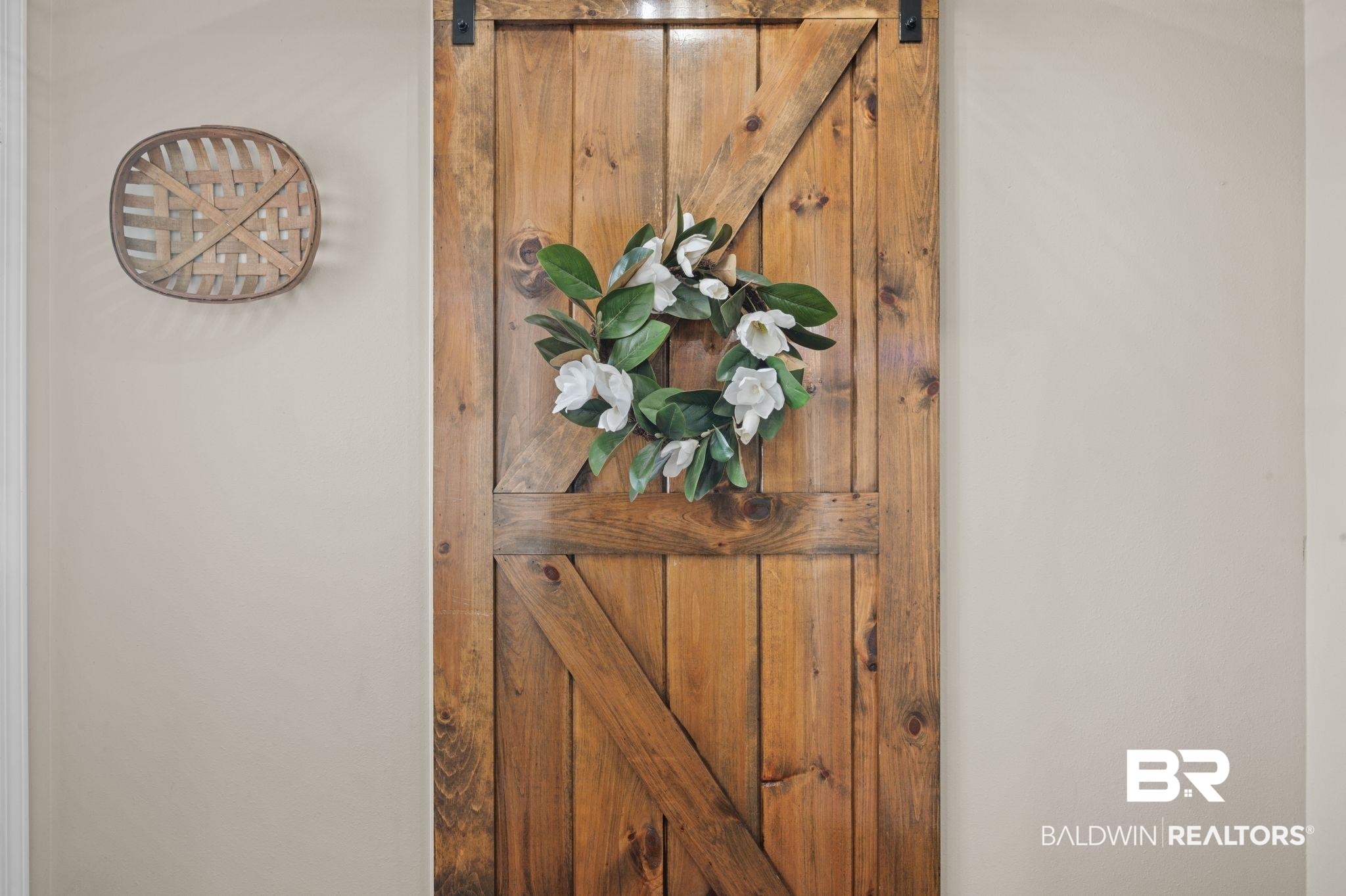 38211-d) V R Byrd Road Bay Minette, AL 36507 - Photo 14 of 58 Interior details with a barn door