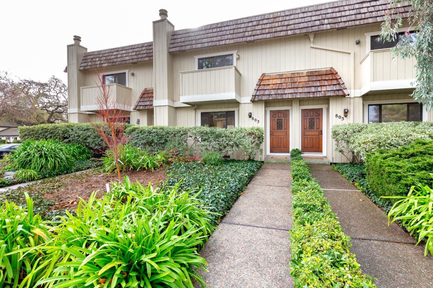 803 Curtis Street Menlo Park, CA 94025 - Photo 14 of 17 a front view of a house with a yard