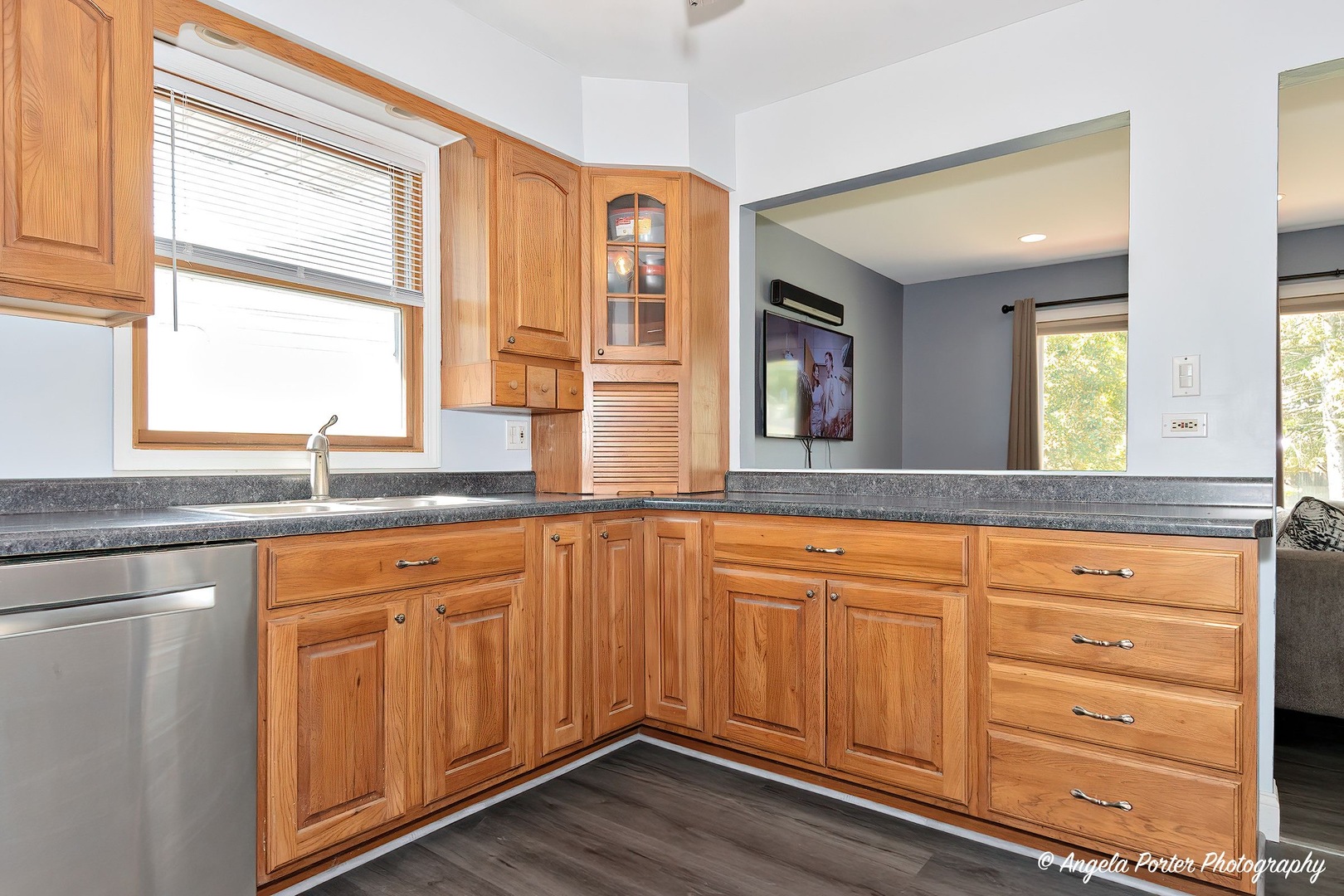 417 Deerpath Drive Lindenhurst, IL 60046 - Photo 4 of 23 a bathroom with a sink a mirror and a window