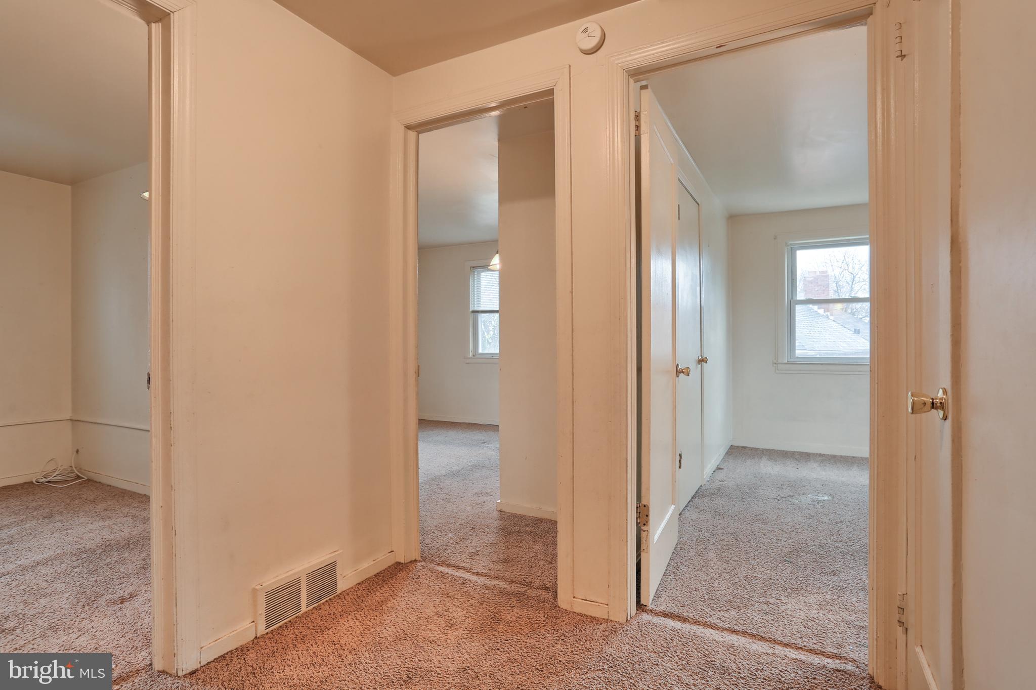 2778 Croyden Road Harrisburg, PA 17104 - Photo 10 of 22 Gallery Image 10