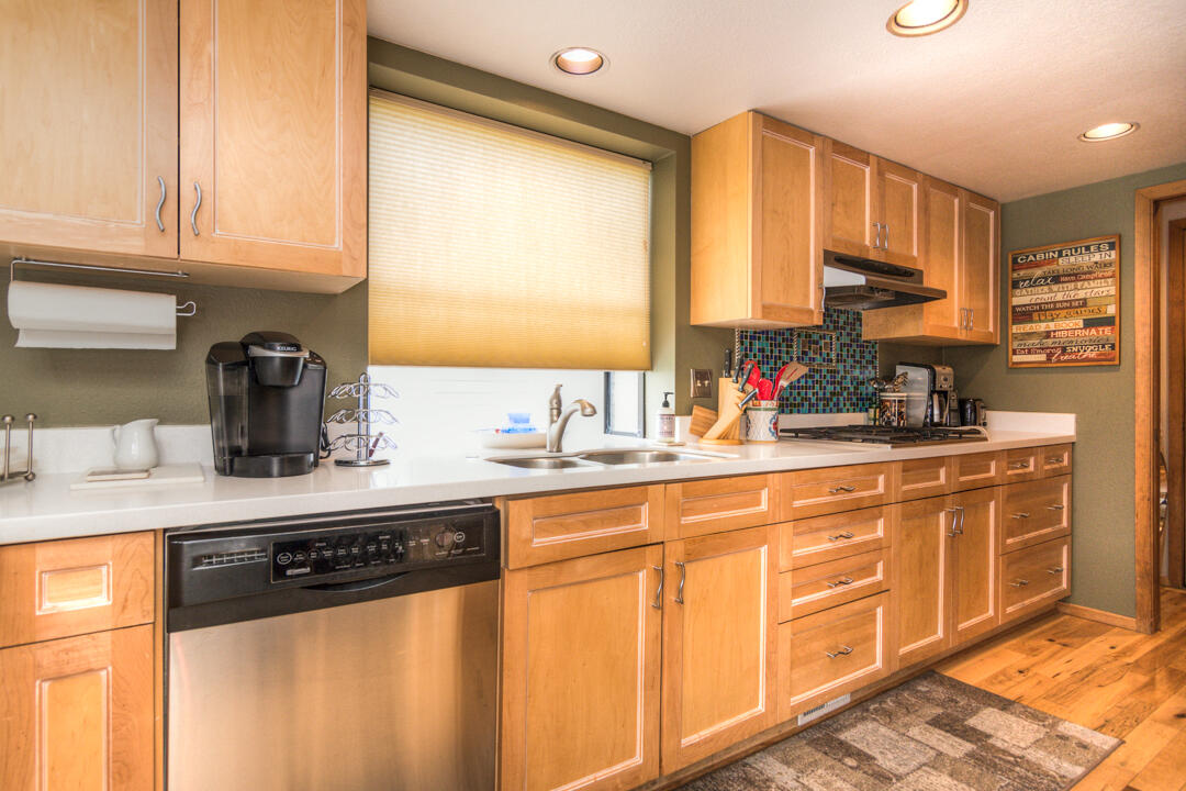 17710 West West Core Road, Unit 6 Sunriver, OR 97707 - Photo 5 of 27 Fairway Village Ln 6 (11 of 37)