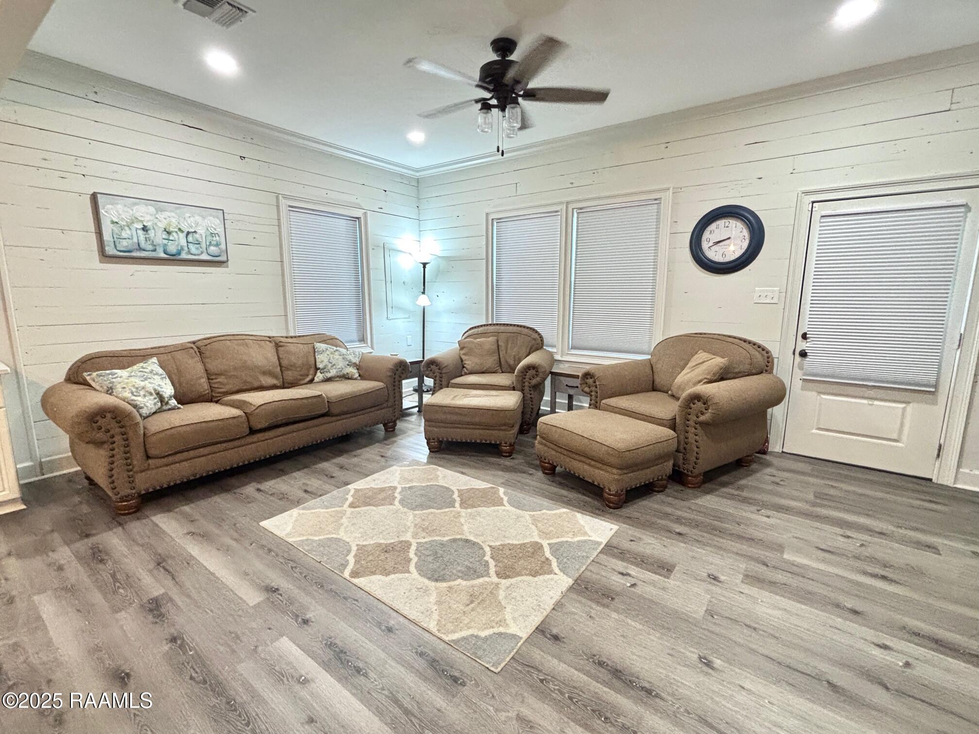 1130 La Maison Road Duson, LA 70529 - Photo 4 of 22 living room