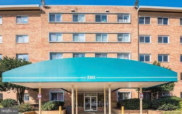 5101 8th Road South, Unit 103 Arlington, VA 22204 - Photo 1 of 34