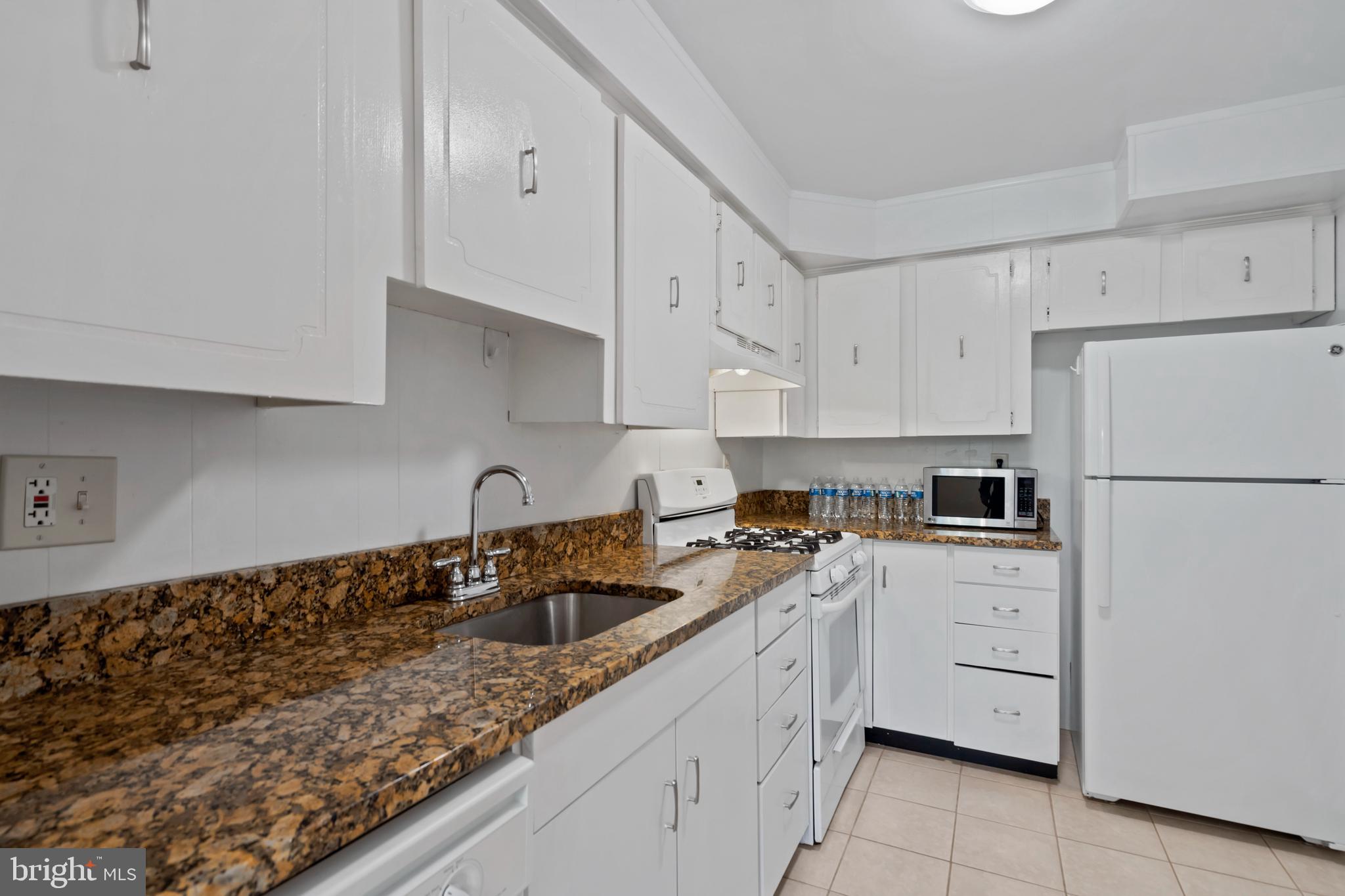 5101 8th Road South, Unit 103 Arlington, VA 22204 - Photo 11 of 34