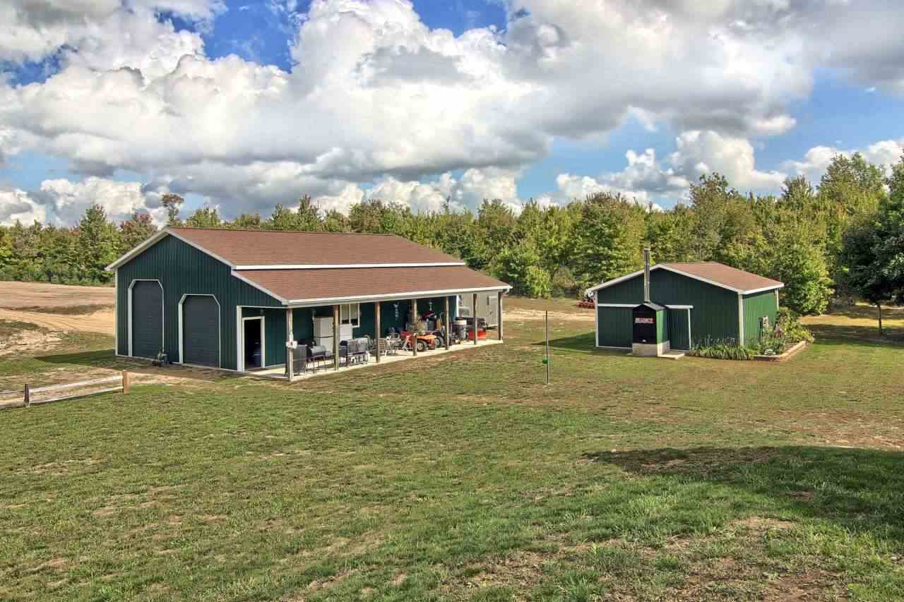8600 King Road Benzonia, MI 49616 - Photo 33 of 49 1853343-32.JPG