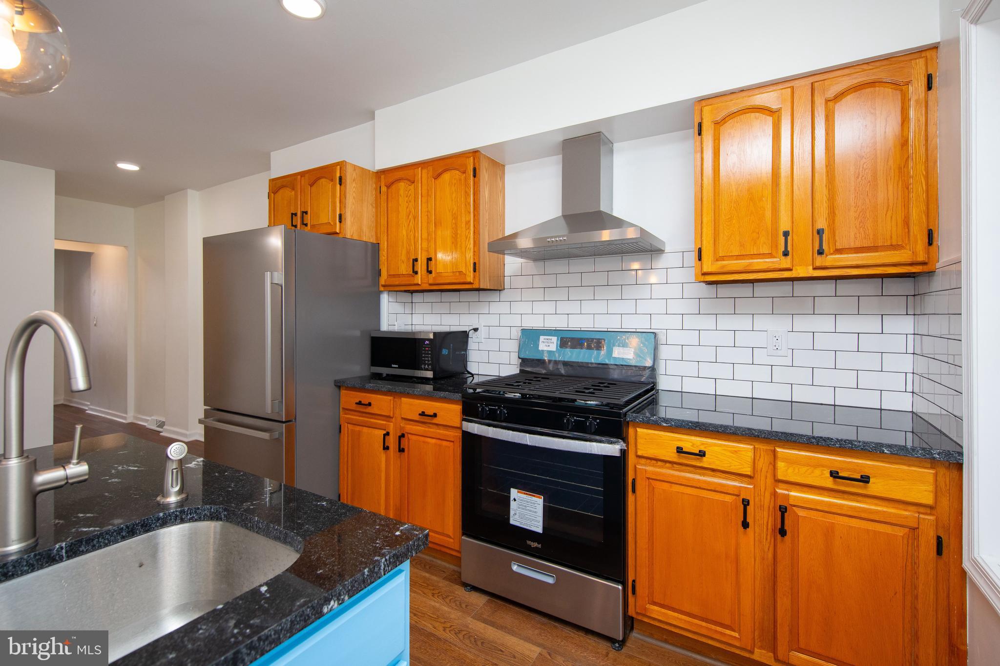 204 South Chestnut Street, Unit D Ambler, PA 19002 - Photo 6 of 32