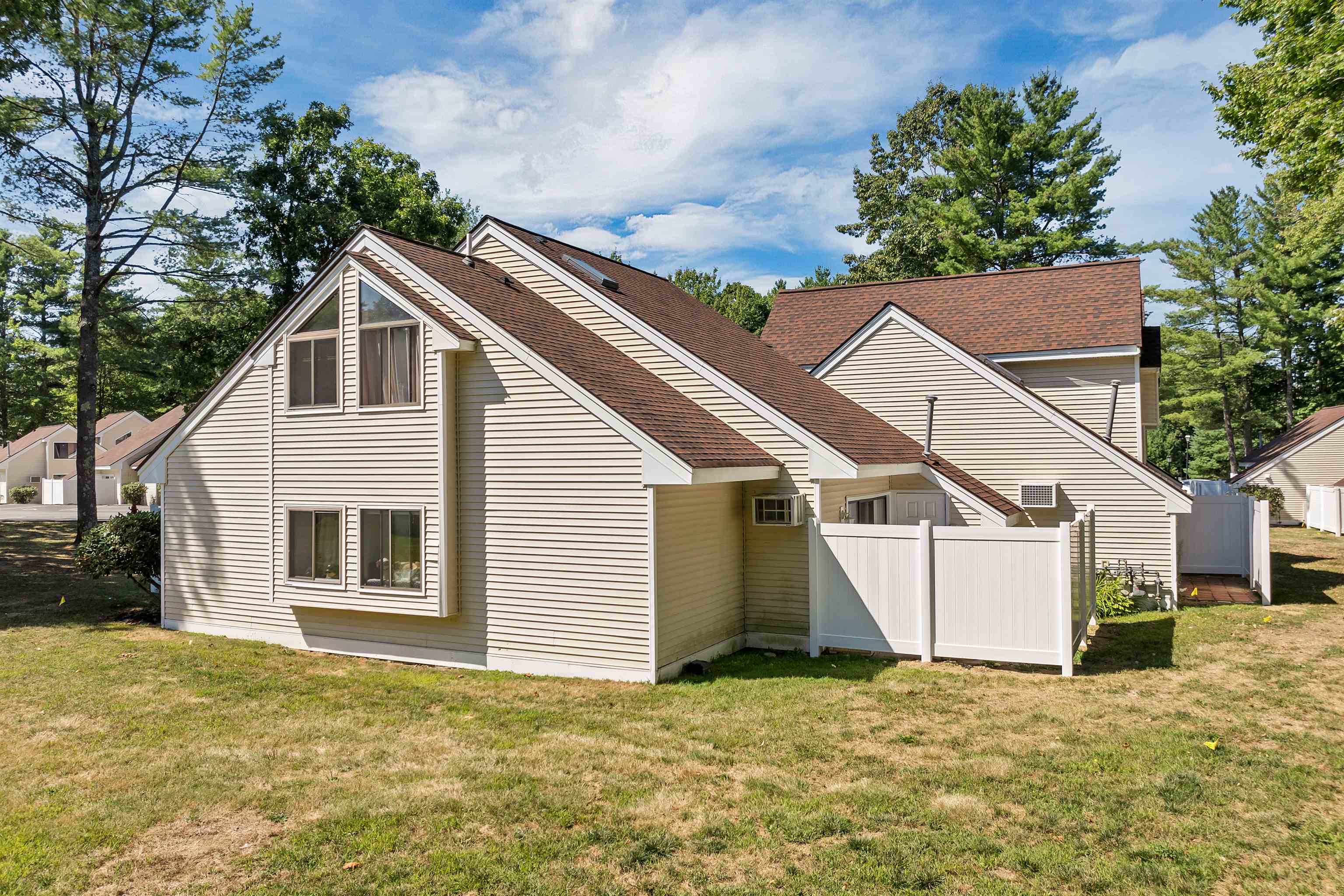 20 Franklin Heights, Unit 20 Rochester, NH 03867 - Photo 8 of 27