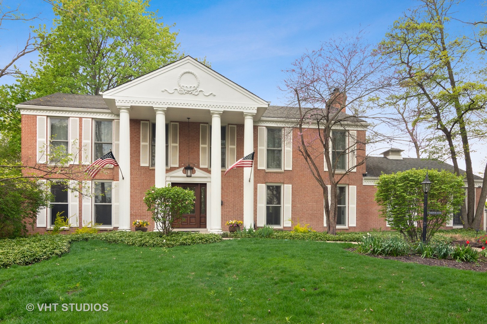 3 Juniper Road Rolling Meadows, IL 60008 - Photo 1 of 27