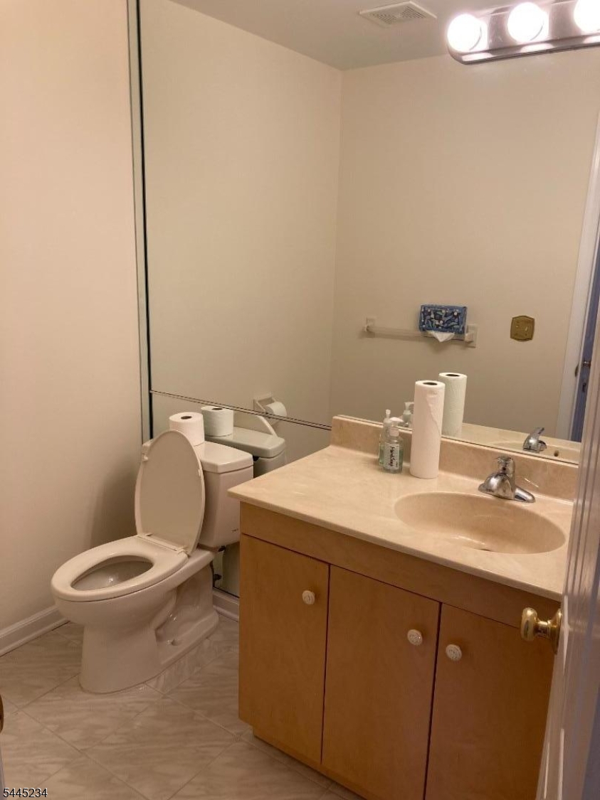 675 Raritan Road, Unit 10 Clark, NJ 07066 - Photo 7 of 19