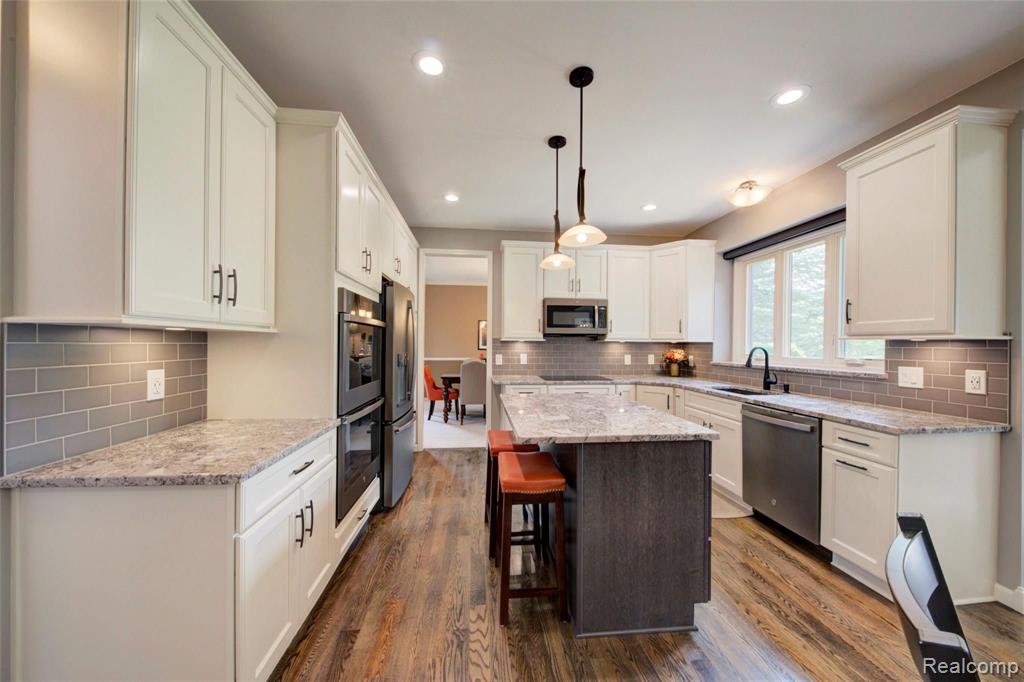 6649 Kennesaw Road Canton, MI 48187 - Photo 16 of 61