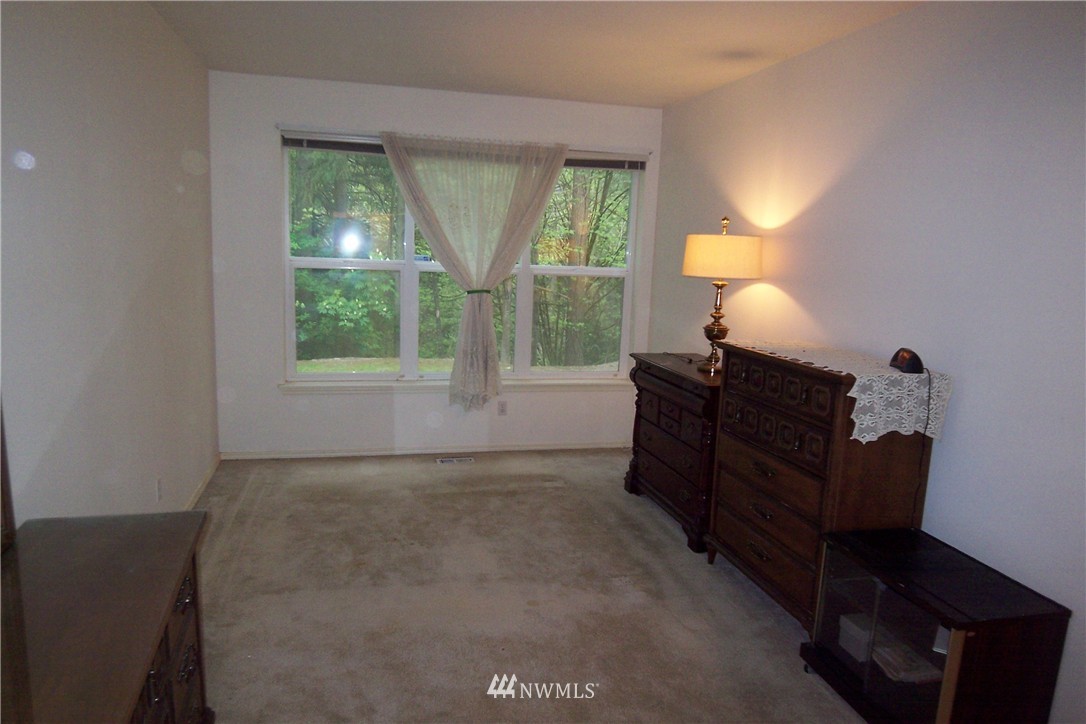 702 228th Street Southwest, Unit L102 Bothell, WA 98021 - Photo 9 of 14 Gallery Image 9
