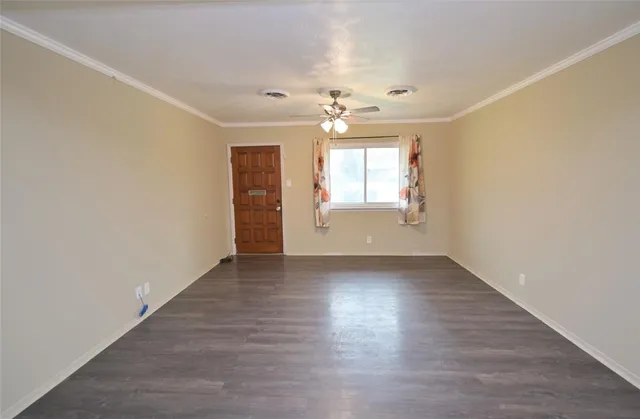 $1,695 | 1804 England Road, Arlington, TX 76013