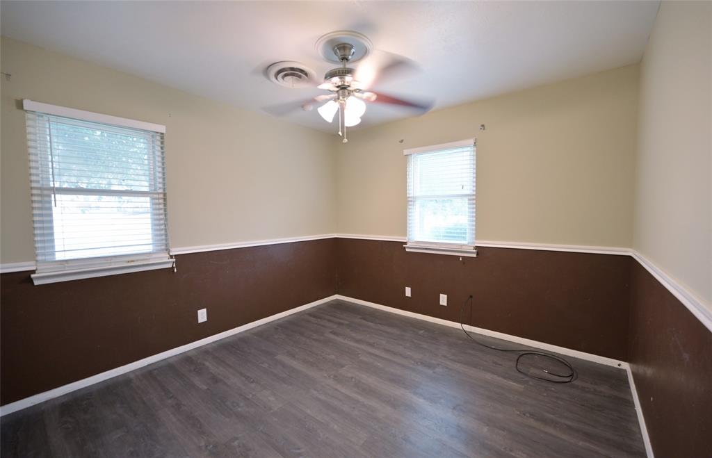 1804 England Road Arlington, TX 76013 - Photo 16 of 35