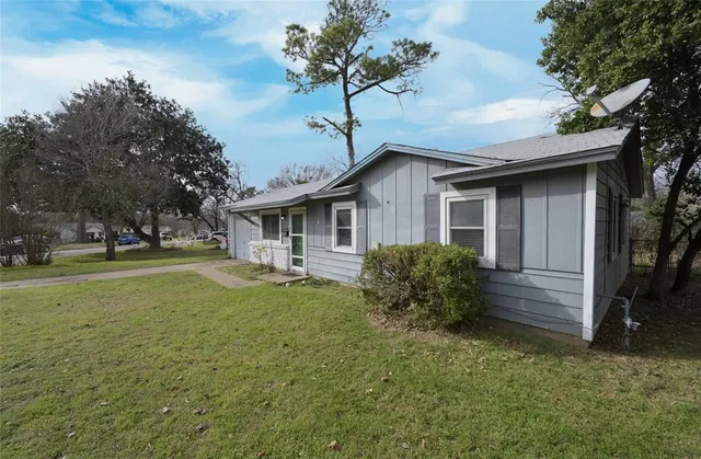 $1,695 | 1804 England Road, Arlington, TX 76013