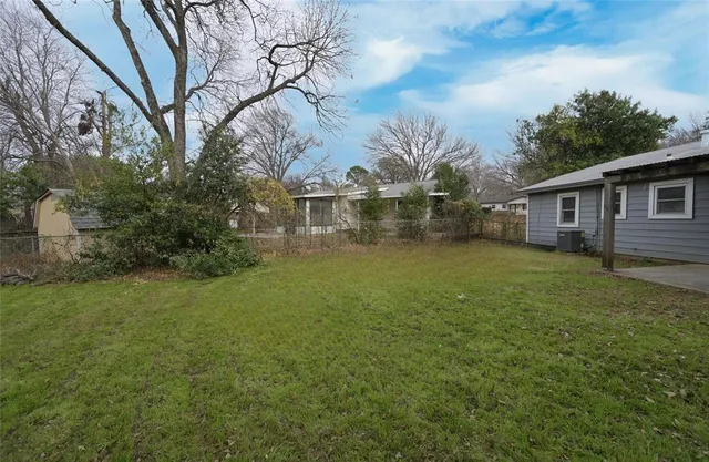 $1,695 | 1804 England Road, Arlington, TX 76013