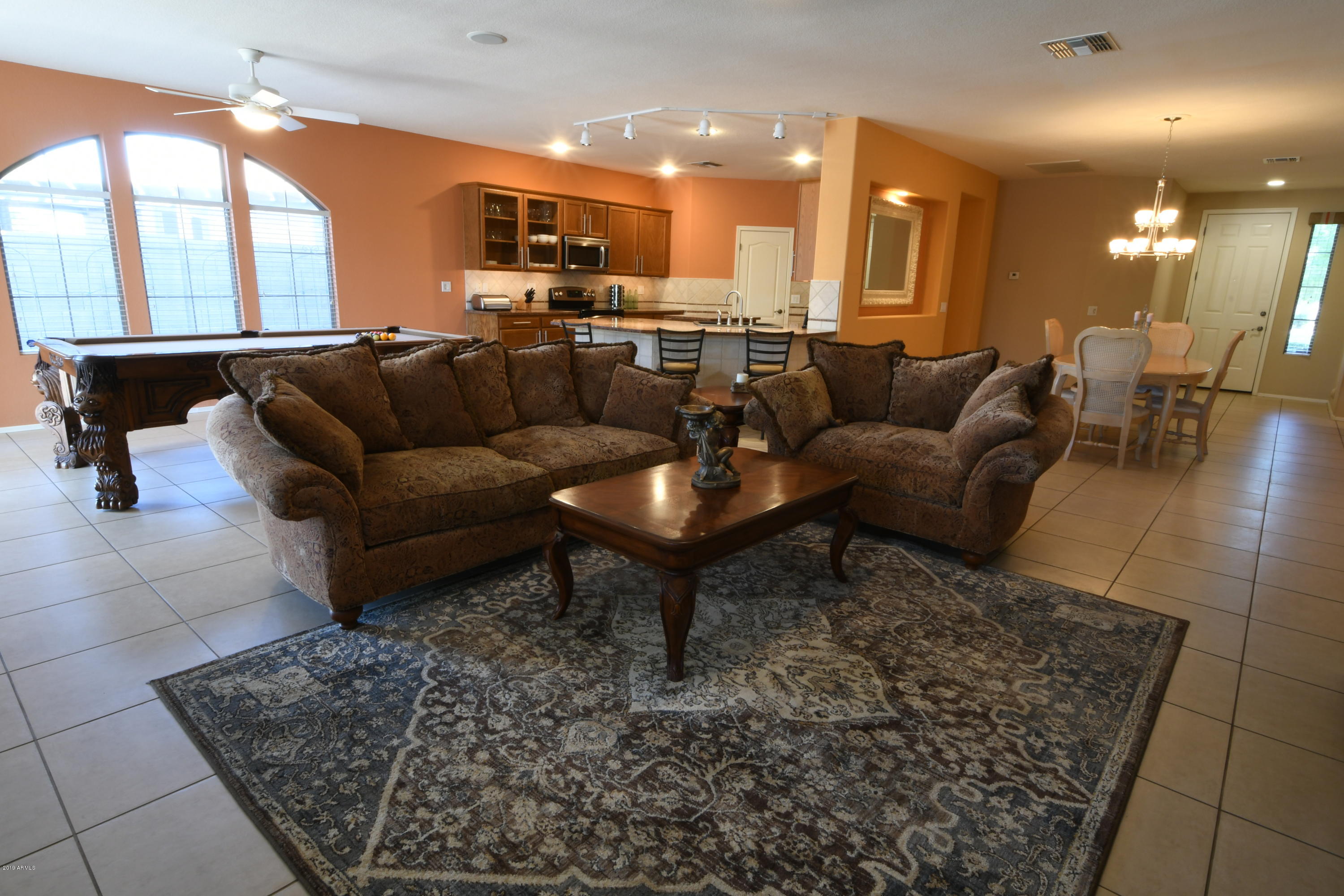 2226 West Carson Road Phoenix, AZ 85041 - Photo 12 of 29 DSC_0420