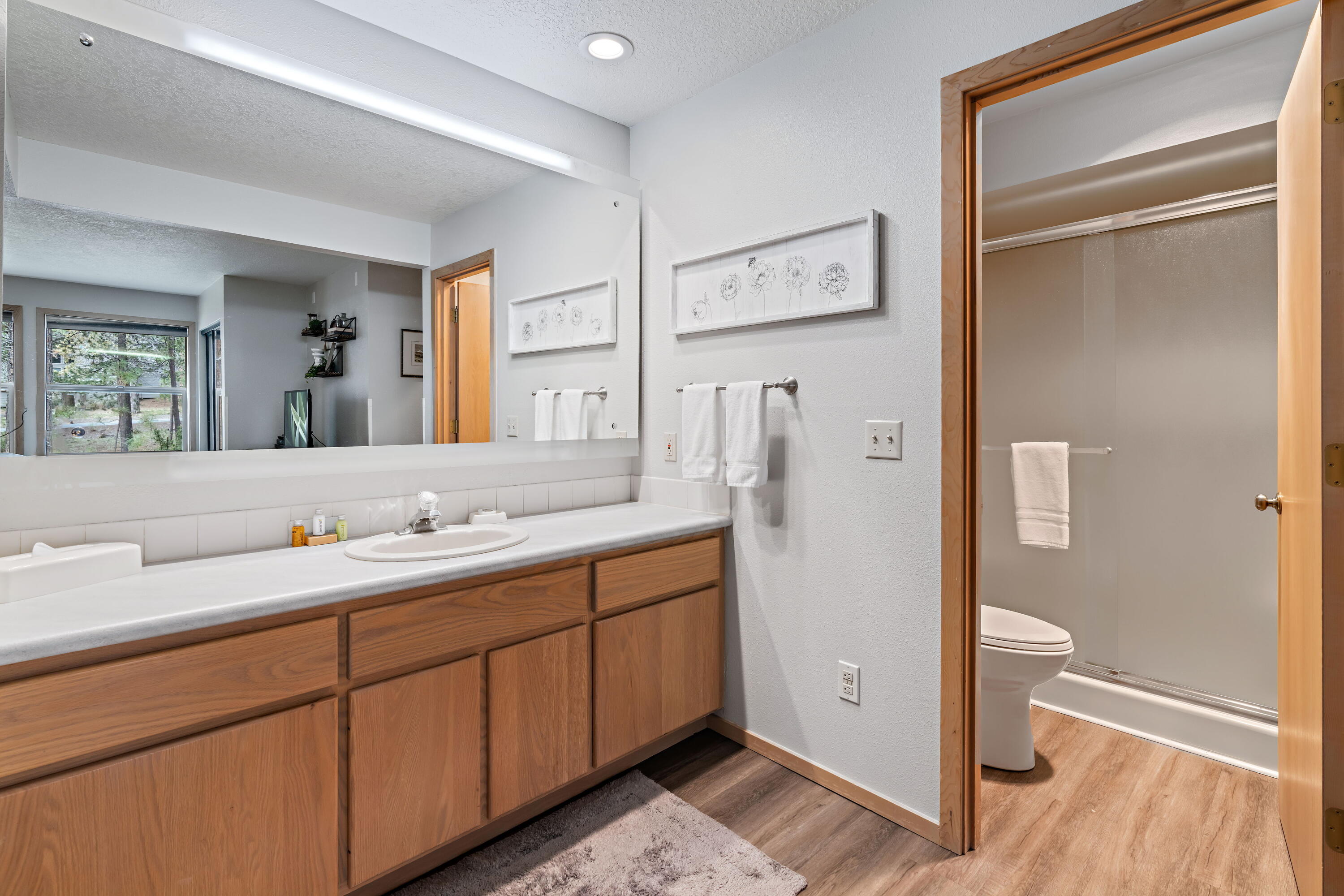 57340 Beaver Ridge Loop, Unit 17D Sunriver, OR 97707 - Photo 19 of 26 23-Pbath-R17