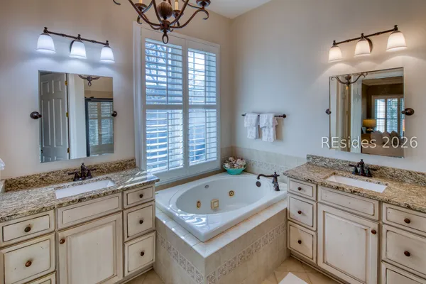 $865,000 | 14 Sherbrook Avenue, Bluffton, SC 29910