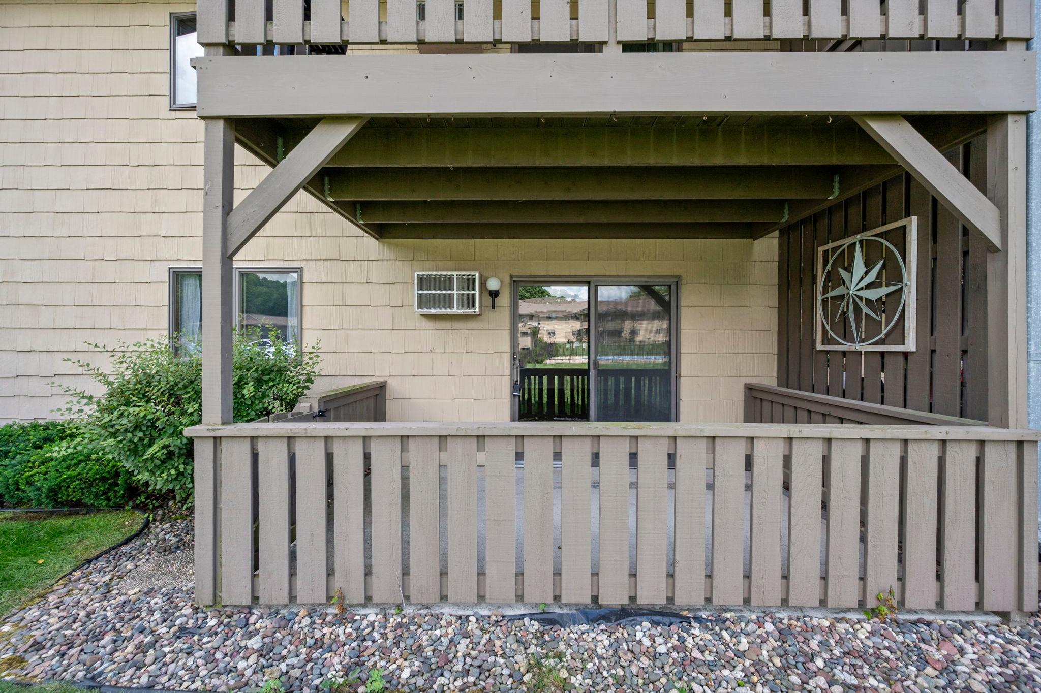 1806 Pioneer Road, Unit 113 Red Wing, MN 55066 - Photo 4 of 29