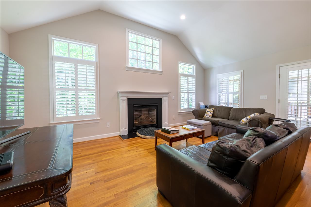914 Canterbury Road Raleigh, NC 27607 - Photo 10 of 29 Photo 10