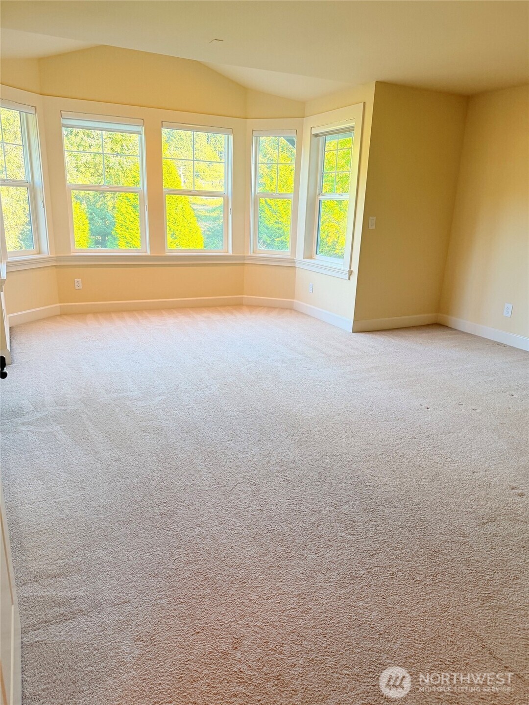 1601 Lyons Avenue Northeast Renton, WA 98059 - Photo 12 of 26 Gallery Image 12