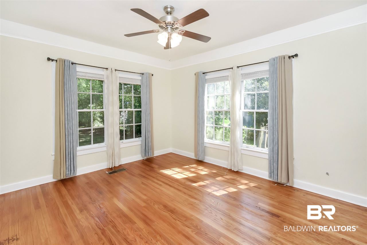 120 Margaret Street Mobile, AL 36607 - Photo 18 of 38
