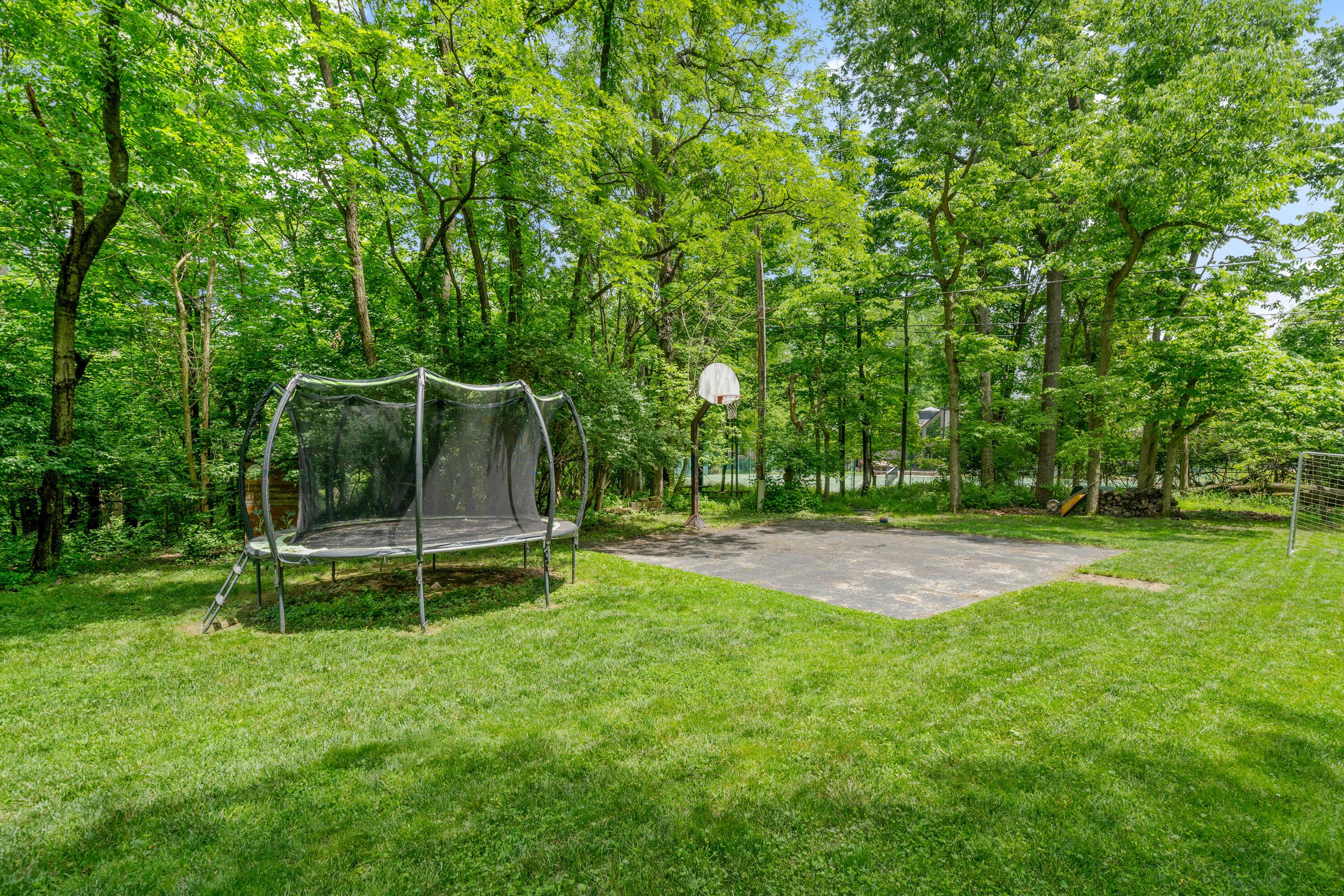 546 Indian Mound Road Columbus, OH 43213 - Photo 22 of 97