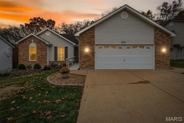 $359,900 | 1434 Moose Pass, Festus, MO 63028