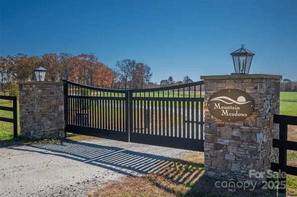 $2,295,000 | 297 Mountain Meadows Lane, Unit 7, Tryon, NC 28782
