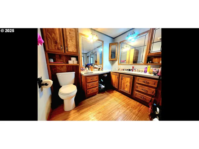 $295,000 | 711 Plin Street, Myrtle Creek, OR 97457