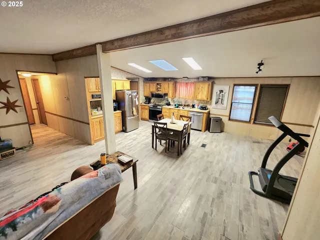 $295,000 | 711 Plin Street, Myrtle Creek, OR 97457