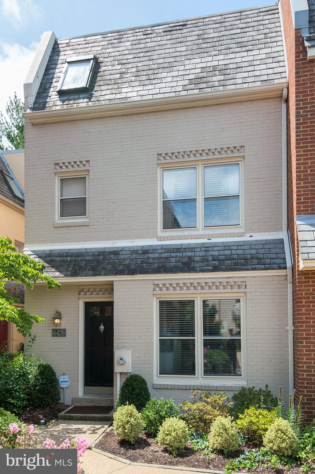 4426 Lingan Road Northwest Washington, DC 20007 - Photo 2 of 30