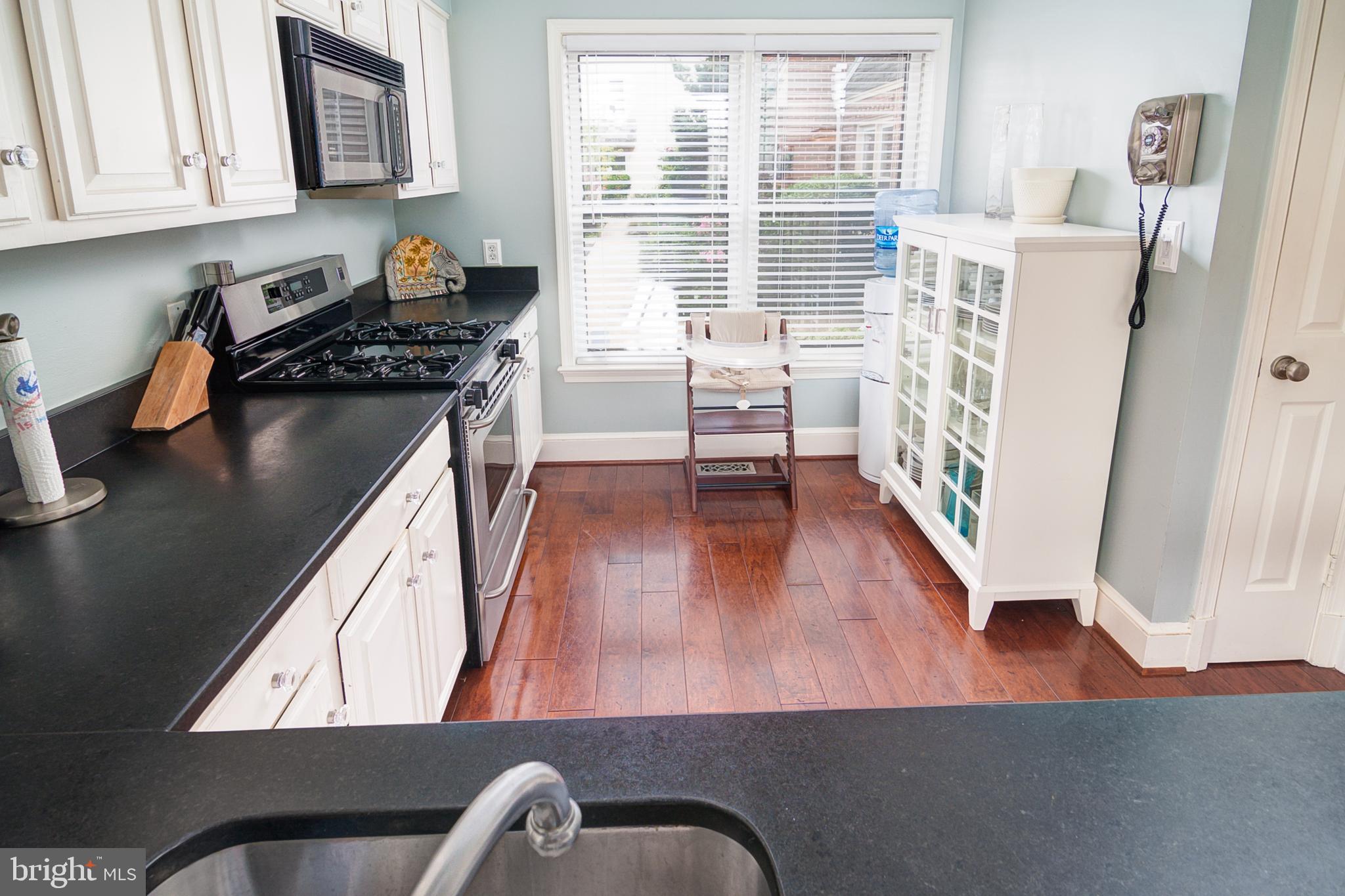 4426 Lingan Road Northwest Washington, DC 20007 - Photo 4 of 30