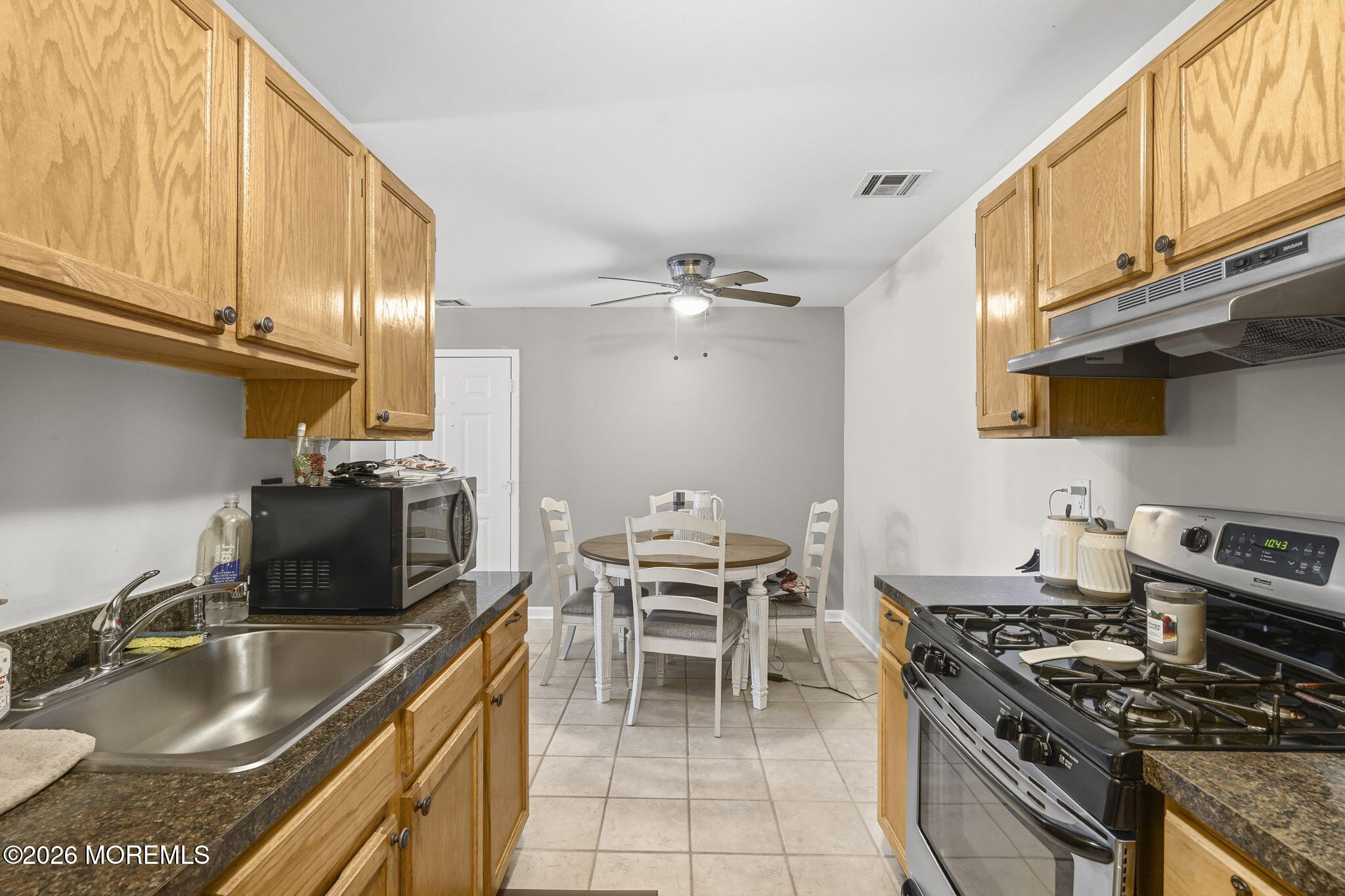 231 Atlantic Street, Unit 75 Keyport, NJ 07735 - Photo 7 of 17 7-web-or-mls-DSC06406