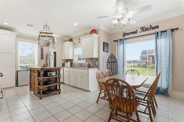 $2,900 | 1782 North Gabriel Square, Lake Charles, LA 70611