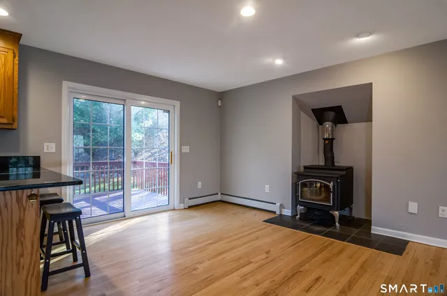 $559,000 | 68 Wyassup Road, North Stonington, CT 06359